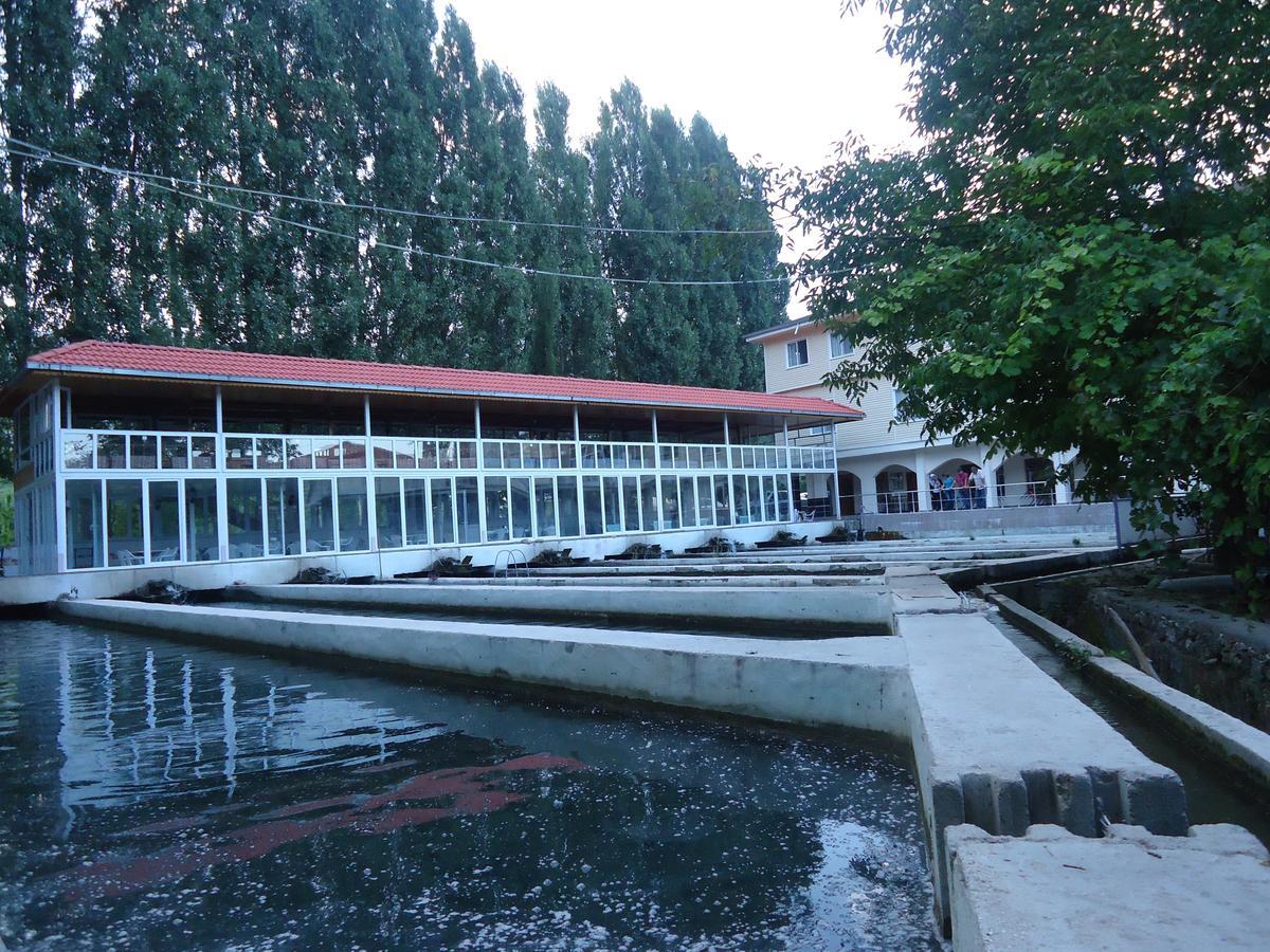 Alanlar Alabalik Ve Otel Ağlasun Eksteriør billede